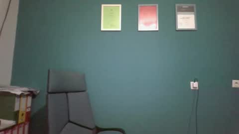 Snapshot of aliprcalica1 chatting on 2, 11, 2025 Chris online show from 2, 11, 2025