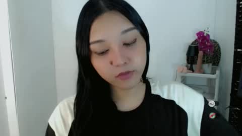 Snapshot of alisa_kiss_ chatting on 4, 4, 2026 Shanti xhey online show from 4, 4, 2026