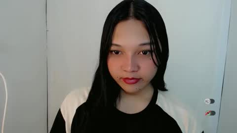 Snapshot of alisa_kiss_ chatting on 8, 4, 2026 Shanti xhey online show from 8, 4, 2026