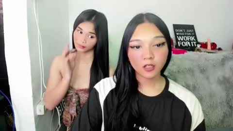 Snapshot of alisa_kiss_ chatting on 17, 4, 2026 Shanti xhey online show from 17, 4, 2026