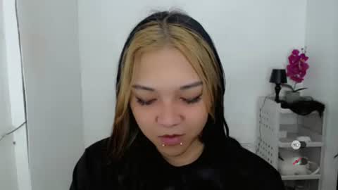 Snapshot of alisa_kiss_ chatting on 11, 5, 2026 Shanti xhey online show from 11, 5, 2026