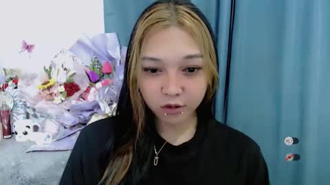 Snapshot of alisa_kiss_ chatting on 13, 5, 2026 Shanti xhey online show from 13, 5, 2026