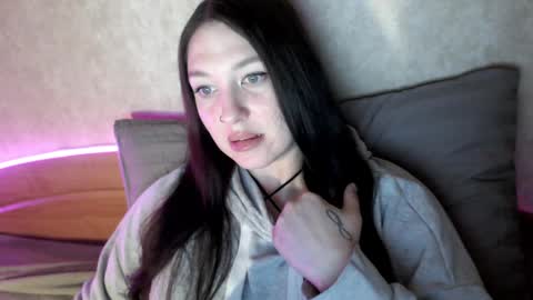 alisaadoll online show from 10, 4, 2026