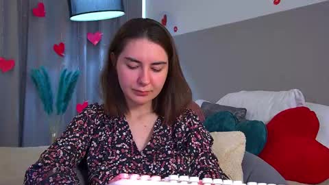 Snapshot of alisaalarie chatting on 7, 6, 2026 Alisa online show from 7, 6, 2026
