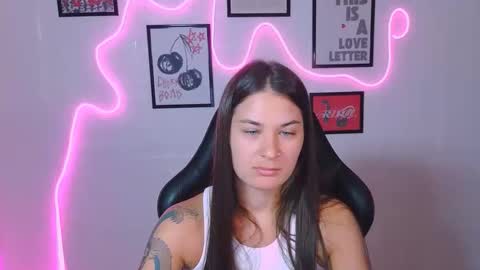 Snapshot of alisarossy chatting on 26, 5, 2026 Alisa online show from 26, 5, 2026