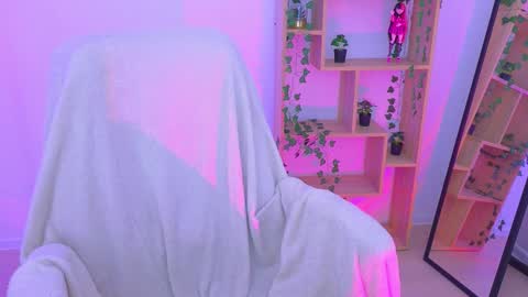 Alise online show from 10, 10, 2025