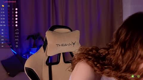 Snapshot of alisevine chatting on 23, 2, 2025 Alisa online show from 23, 2, 2025