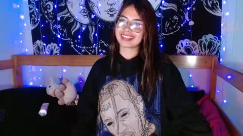 alisha17love online show from 10, 11, 2025