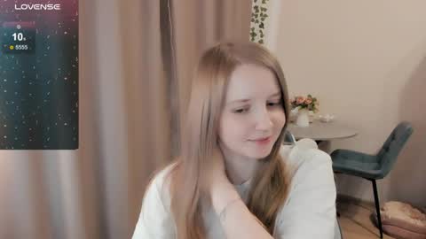 Snapshot of alisha_ley chatting on 20, 4, 2026 Alya online show from 20, 4, 2026