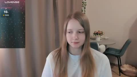 Snapshot of alisha_ley chatting on 26, 4, 2026 Alya online show from 26, 4, 2026