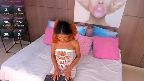 Snapshot of alishasummer chatting on 18, 10, 2025  Ali online show from 18, 10, 2025