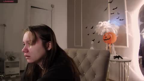 Snapshot of alisia_mars chatting on 23, 10, 2025 Alisia online show from 23, 10, 2025