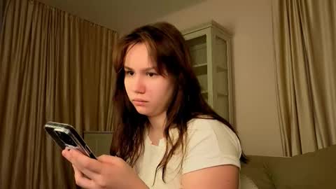 Snapshot of alisia_mars chatting on 13, 11, 2025 Alisia online show from 13, 11, 2025