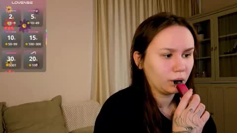 Snapshot of alisia_mars chatting on 18, 11, 2025 Alisia online show from 18, 11, 2025