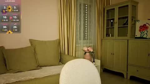 Snapshot of alisia_mars chatting on 23, 11, 2025 Alisia online show from 23, 11, 2025