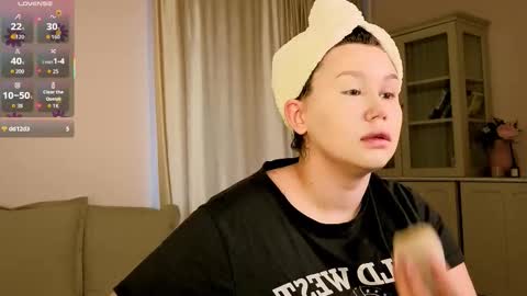 Snapshot of alisia_mars chatting on 29, 11, 2025 Alisia online show from 29, 11, 2025