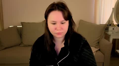 Alisia online show from 2, 5, 2026