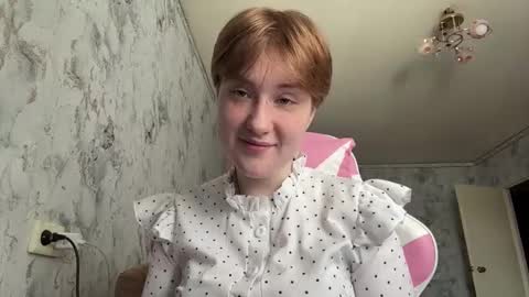 Mia online show from 12, 3, 2026