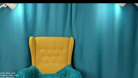 Snapshot of aliska_dark chatting on 19, 12, 2024 Alice online show from 19, 12, 2024