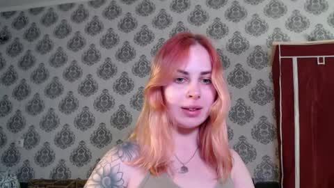 Snapshot of alismoona chatting on 15, 4, 2026 Alisa online show from 15, 4, 2026