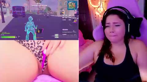 Snapshot of alison_gamer chatting on 25, 6, 2026 Alison online show from 25, 6, 2026