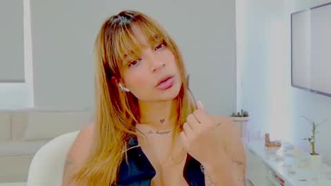 Snapshot of alisondiaz_ chatting on 13, 1, 2025 Alison diaz online show from 13, 1, 2025