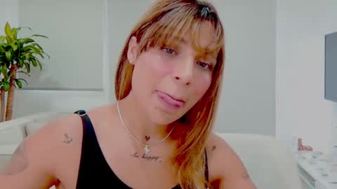Snapshot of alisondiaz_ chatting on 24, 1, 2025 Alison diaz online show from 24, 1, 2025