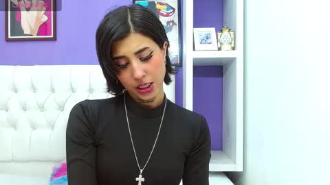 Snapshot of aliss_diiaz chatting on 8, 2, 2025 aliss_diiaz online show from 8, 2, 2025