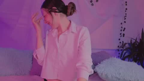 Snapshot of alissa_cute1 chatting on 15, 9, 2025 Mia online show from 15, 9, 2025