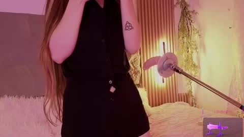 Mia online show from 28, 10, 2025