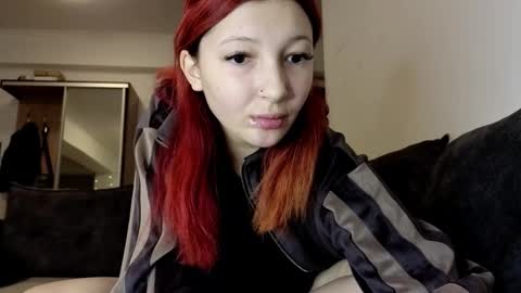 alissa_kiss_ online show from 5, 10, 2025