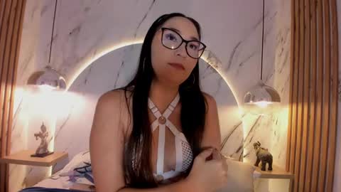 Alissa online show from 3, 2, 2025