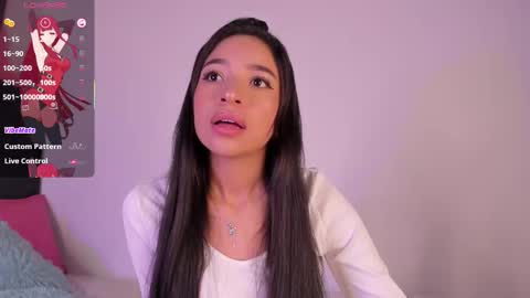 Mara  Isabel online show from 18, 12, 2025