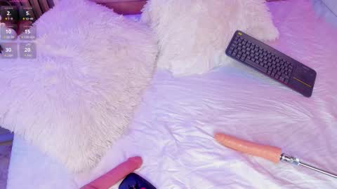 Snapshot of alisse_miller chatting on 10, 3, 2026 Alisse Miller online show from 10, 3, 2026