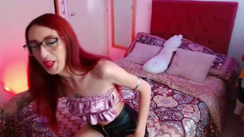 alissesallie_ online show from 27, 4, 2026