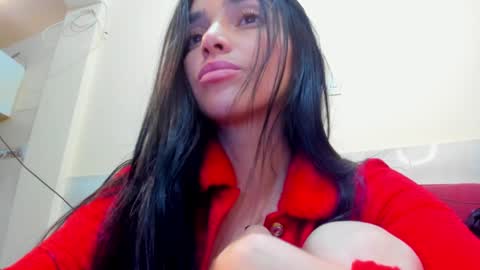 Alisson369  online show from 7, 1, 2025