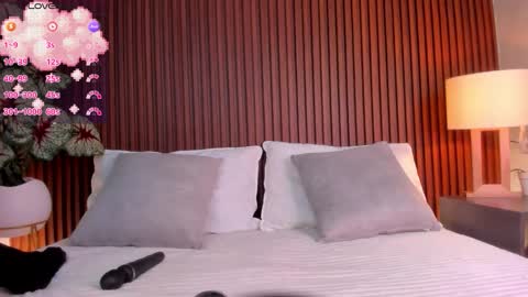 alisson_81 online show from 7, 11, 2025