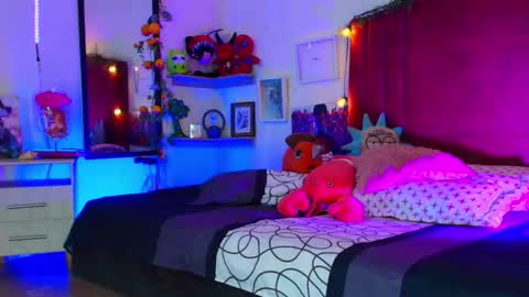 Alisson IG alisson zafiro27 online show from 14, 1, 2026