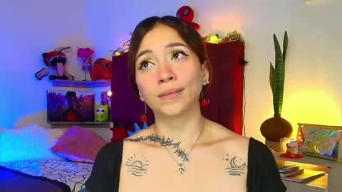 Alisson IG alisson zafiro27 online show from 5, 3, 2026