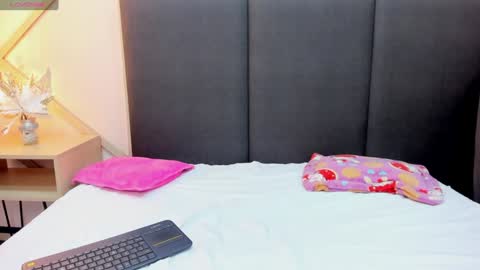 alissonmartin online show from 24, 12, 2024