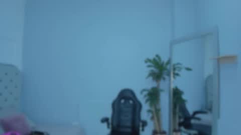 alix_18 online show from 16, 9, 2025