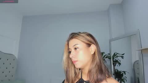 alix_18 online show from 26, 9, 2025