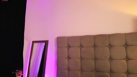 Alix online show from 4, 1, 2025