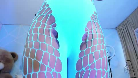 alix noa online show from 6, 2, 2026