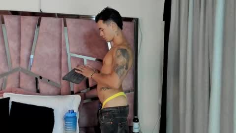 Snapshot of alixmartin1 chatting on 29, 9, 2025 alix online show from 29, 9, 2025