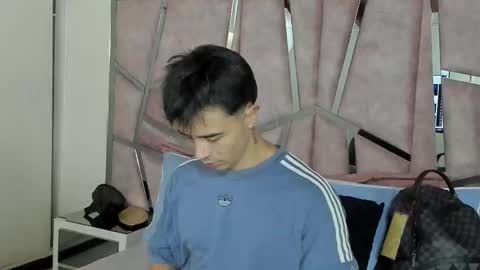 Snapshot of alixmartin1 chatting on 17, 10, 2025 alix online show from 17, 10, 2025