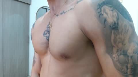 Snapshot of alixmartin1 chatting on 7, 11, 2025 alix online show from 7, 11, 2025