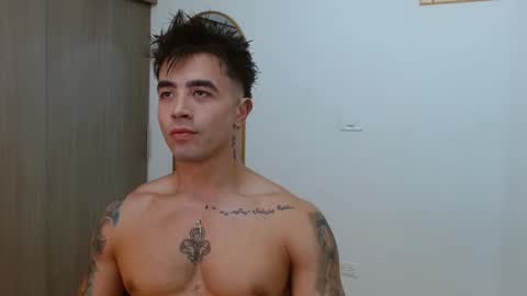 Snapshot of alixmartin1 chatting on 12, 11, 2025 alix online show from 12, 11, 2025