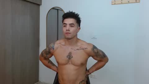 Snapshot of alixmartin1 chatting on 16, 11, 2025 alix online show from 16, 11, 2025