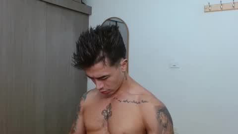 Snapshot of alixmartin1 chatting on 24, 11, 2025 alix online show from 24, 11, 2025